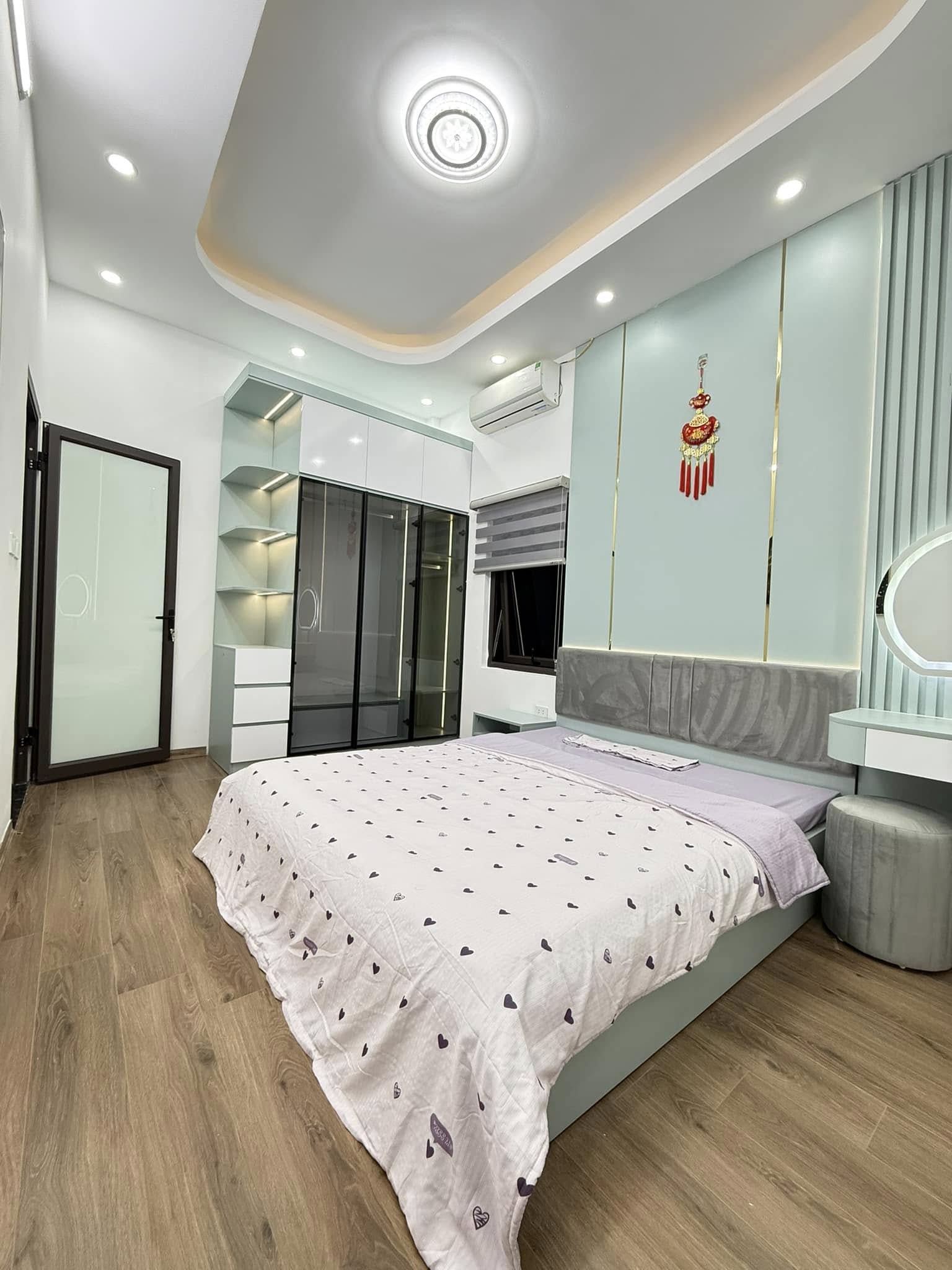 Cực hiếm! Lô góc Bùi Xương Trạch, Thanh Xuân, 35m2  x  5T , ô tô đỗ cửa , 30m ra mặt phố , 6 tỷ . - Ảnh 3