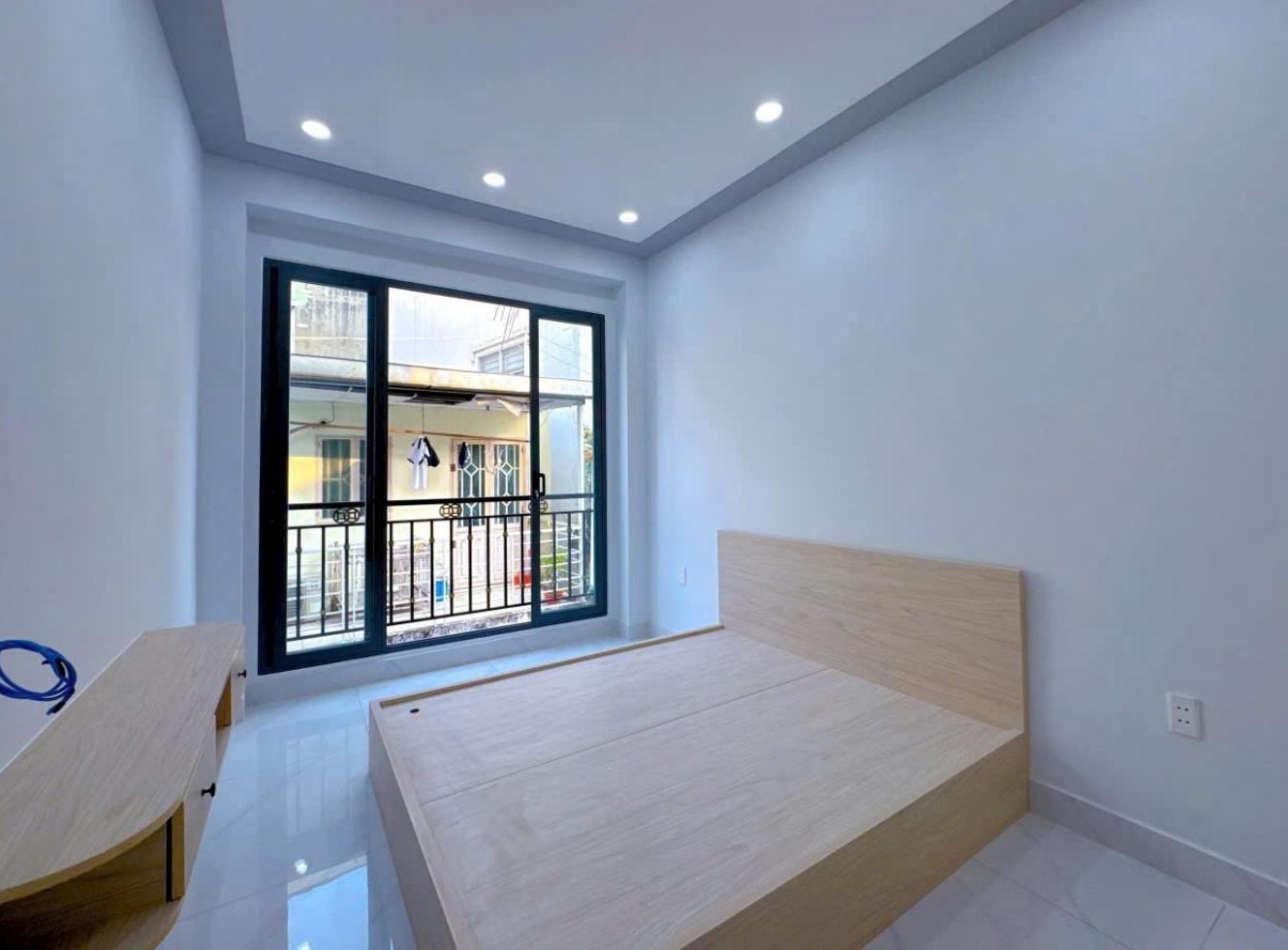 Sát QUẬN 1 - NHÀ ĐẸP vào ở ngay – 40m2 – nhỉnh 4 tỷ - Ảnh chính