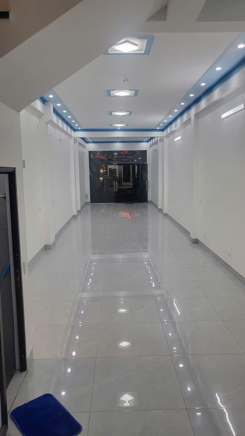 CHO THUÊ NHÀ 3 TẦNG MẶT ĐƯỜNG LỚN – TRUNG TÂM TRẠNG, SÓC SƠN - Ảnh 1