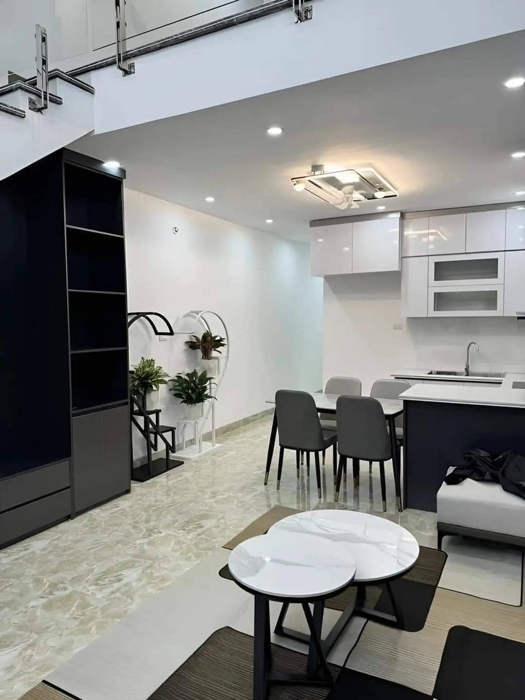 Nhà hiện đại – nội thất cao cấp – pháp lý chuẩn – chỉ cần 600tr nhận nhà ngay - Ảnh 2