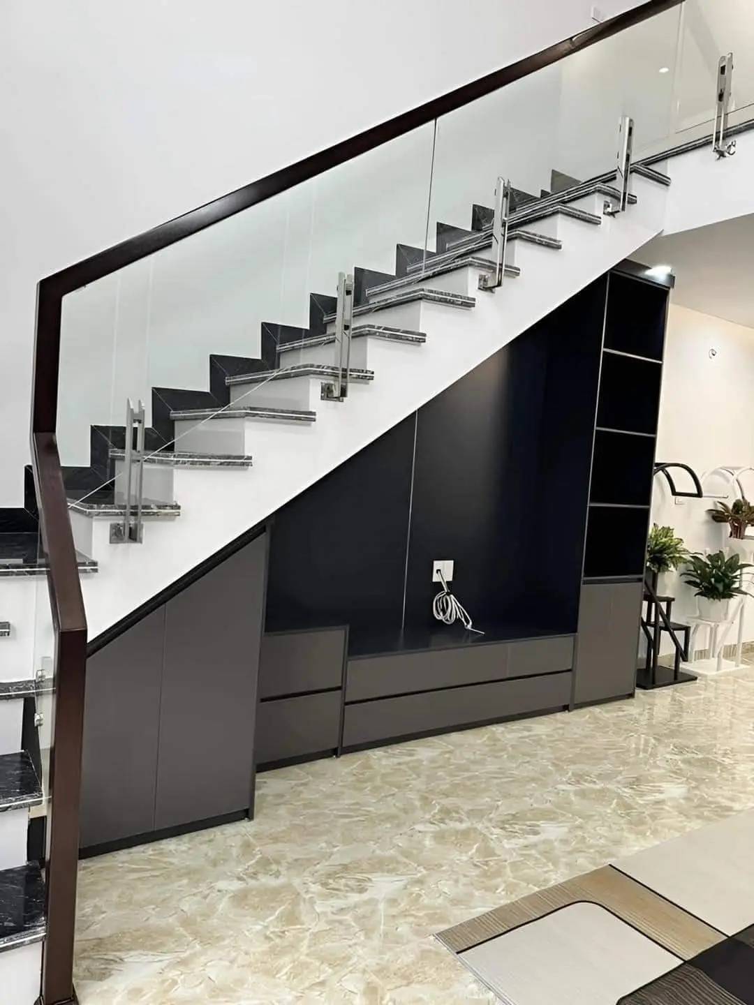 Nhà hiện đại – nội thất cao cấp – pháp lý chuẩn – chỉ cần 600tr nhận nhà ngay - Ảnh 3