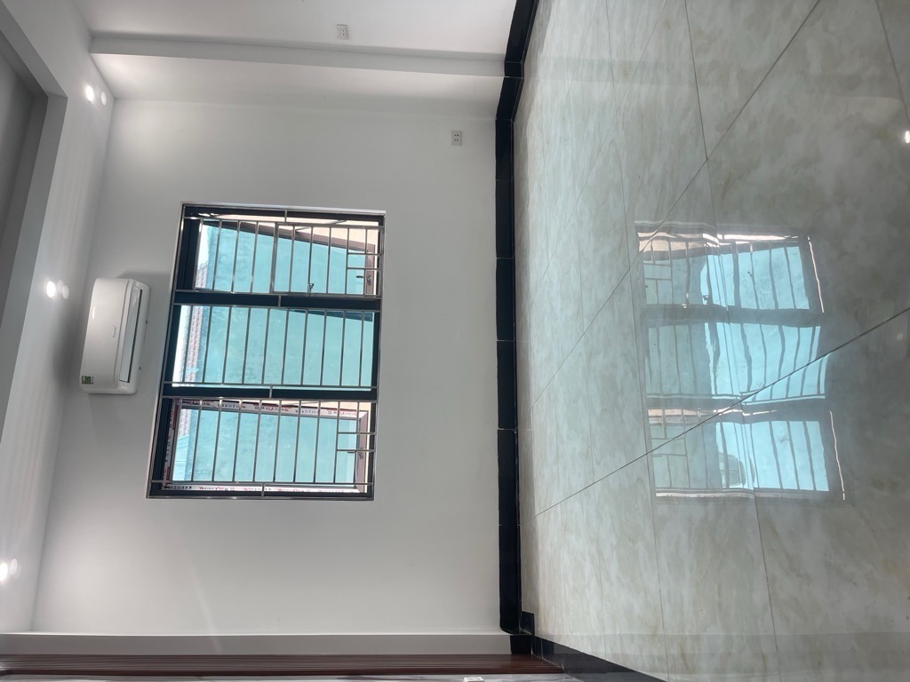BÁN NHÀ LÔ GÓC 5 TẦNG - Ô TÔ ĐỖ CỔNG, TIỆN ÍCH BẠT NGÀN TẠI THẠCH BÀN LONG BIÊN! 🏡 - Ảnh 1