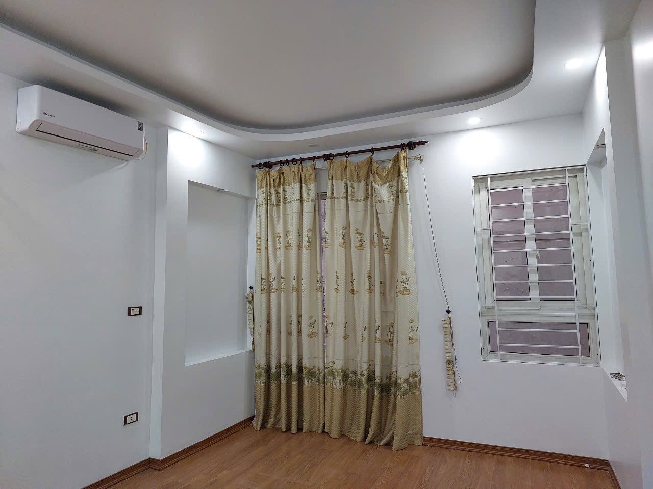 Cho thuê nhà ngõ ô tô, kinh doanh Hoa Bằng - Cầu Giấy 50m x 5T giá 25tr, 6PN4VS - Ảnh 2
