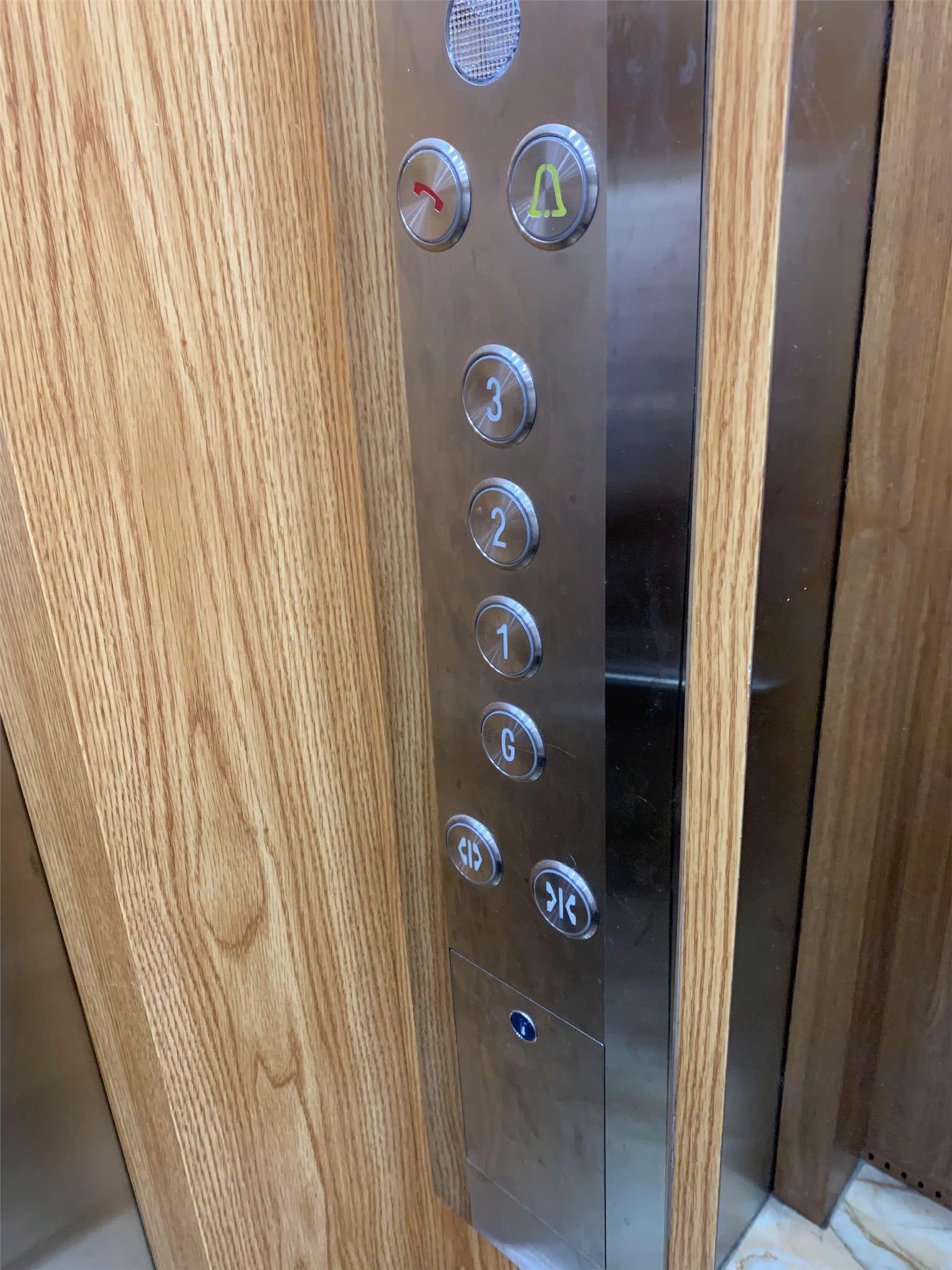 ** BÁN GẤP MẶT TIỀN KD SẦM UẤT BA THÁNG HAI Sát Ngã 5 Lê Đại Hành 5 Tầng , 8.6Tỷ - Ảnh 4