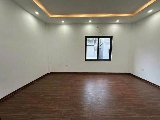 Bán Nhà Kim Mã. Ba Đình. DT 32m2. MT 5m. 5 Tầng. Giá 6,18 Tỷ. - Ảnh 2