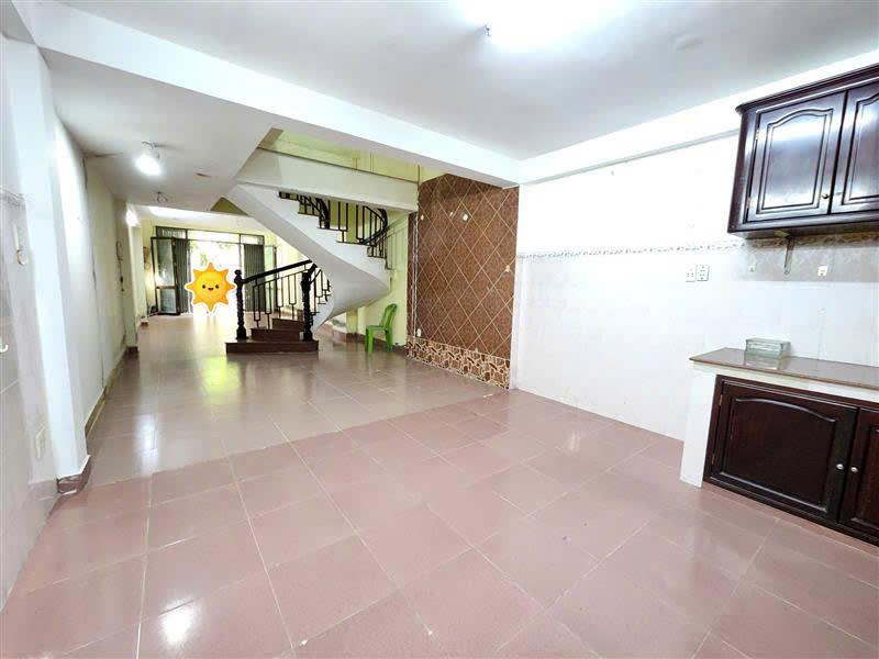 KHU VIP BÀN CỜ - VỈA HÈ ĐƯỜNG 8M - 5 TẦNG BTCT - 8PHÒNG CỰC RỘNG. - Ảnh 2