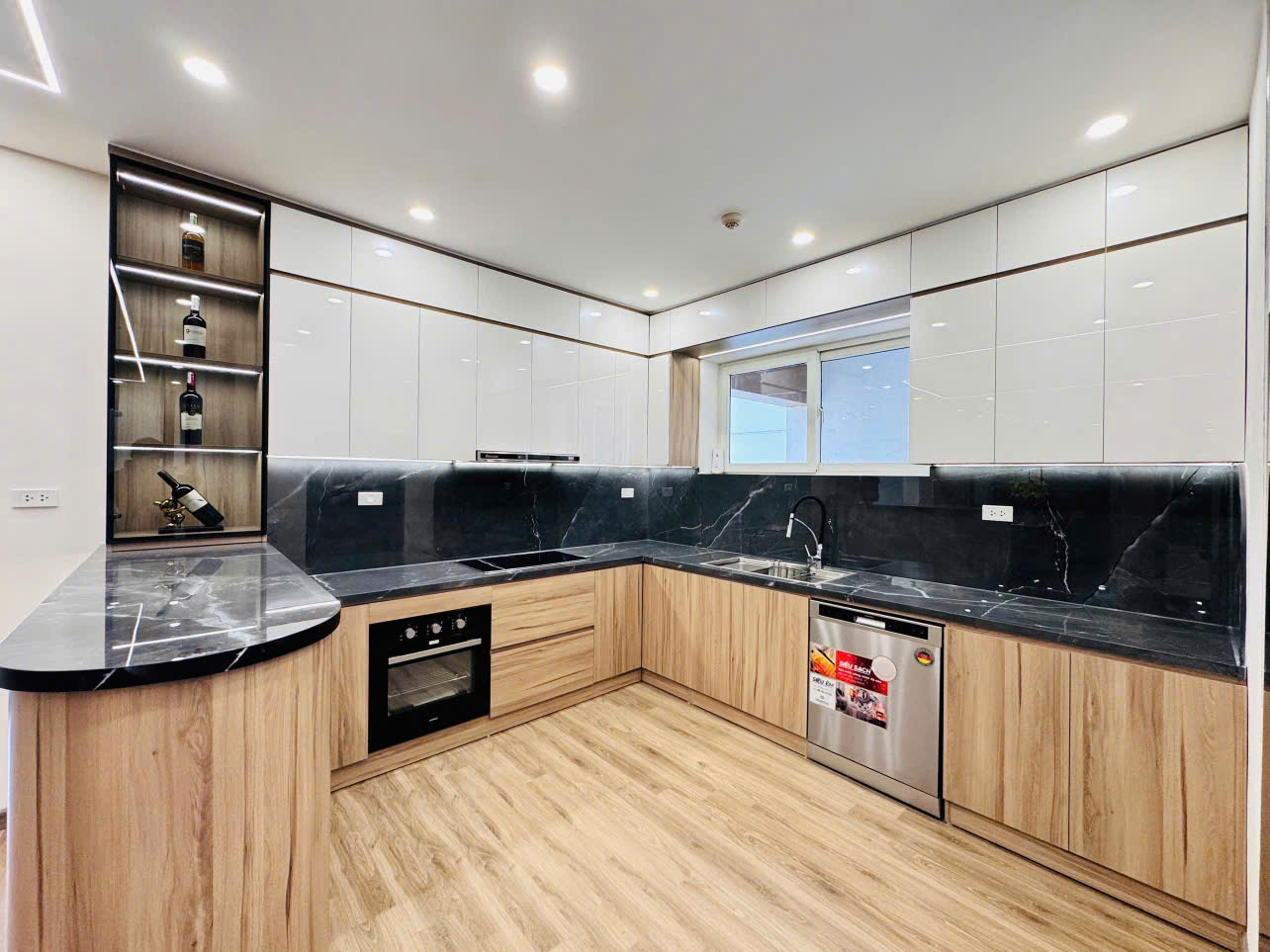 Bán Căn hộ N05 25T1 Trung Hoà Nhân Chính.DT 181m,03 ngủ. LH: 0964769634 - Ảnh 3