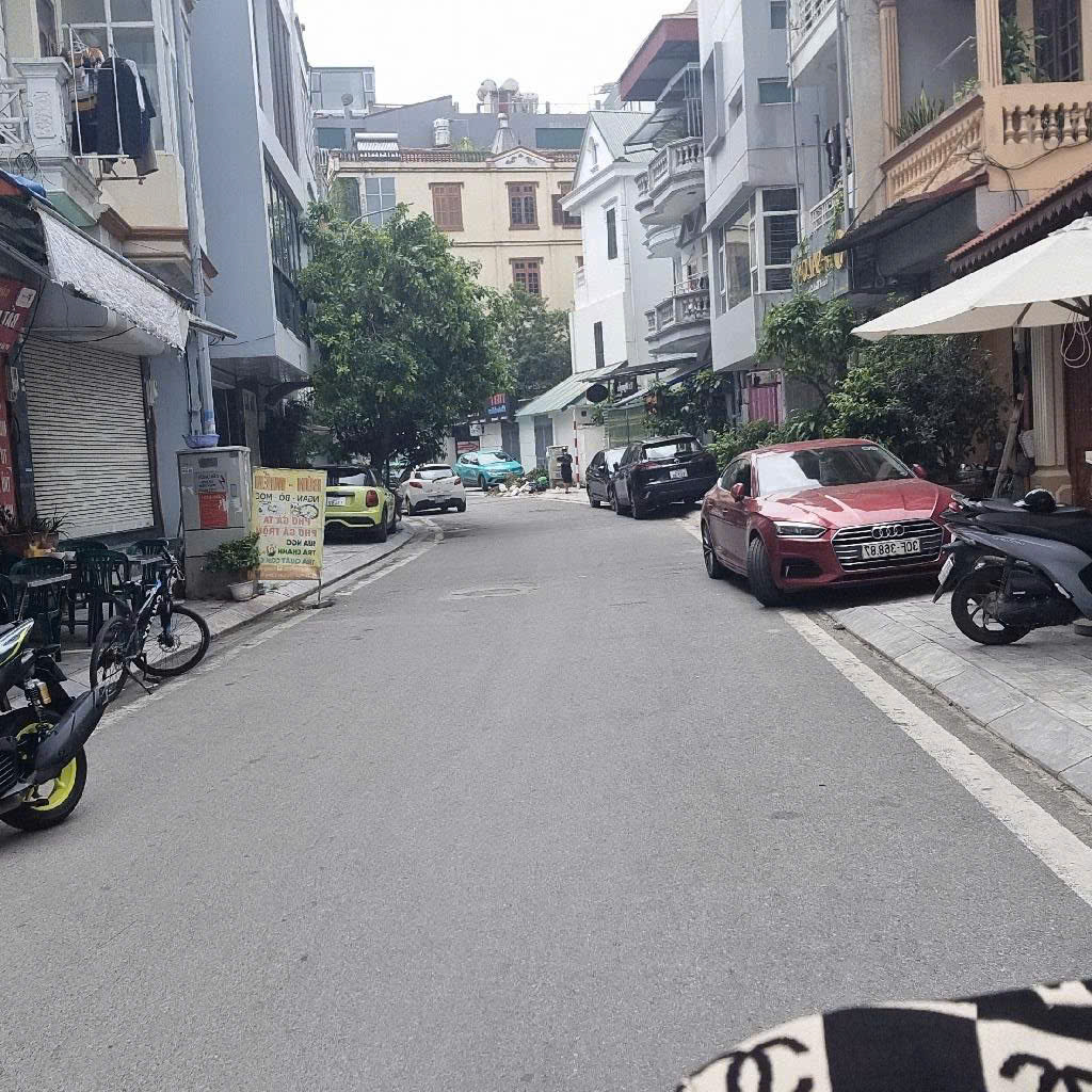 NGAY LOTTE LẠC LONG QUÂN - HK Tây Hồ - OTO 7 CHỖ VÀO NHÀ - NGÕ THÔNG THOÁNG - TIỆN ÍCH KHU VỰC BẠT - Ảnh chính