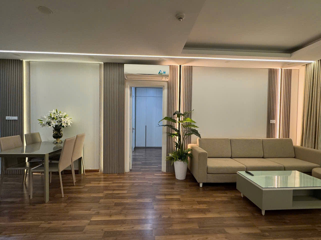 Bán chung cư KĐT Goldmark City 136 Hồ Tùng Mậu. DT 111m- 3 ngủ. LH: 0964769634 - Ảnh 3