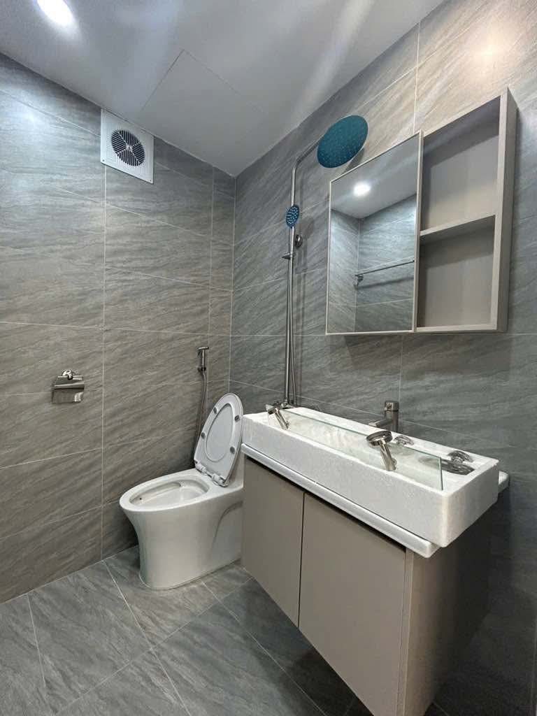 Bán Nhà Mặt Phố Quan Nhân 53m2, MT4m, 6 Tầng, 12 tỷ, tặng full nội thất, gần hồ Quan Nhân.  - Khu vị trí đẹp tuyến phố dân cư đông đúc gần  trường, chợ, bệnh viện, TTTM,…. Tuyến đường thông các ph - Ảnh 4