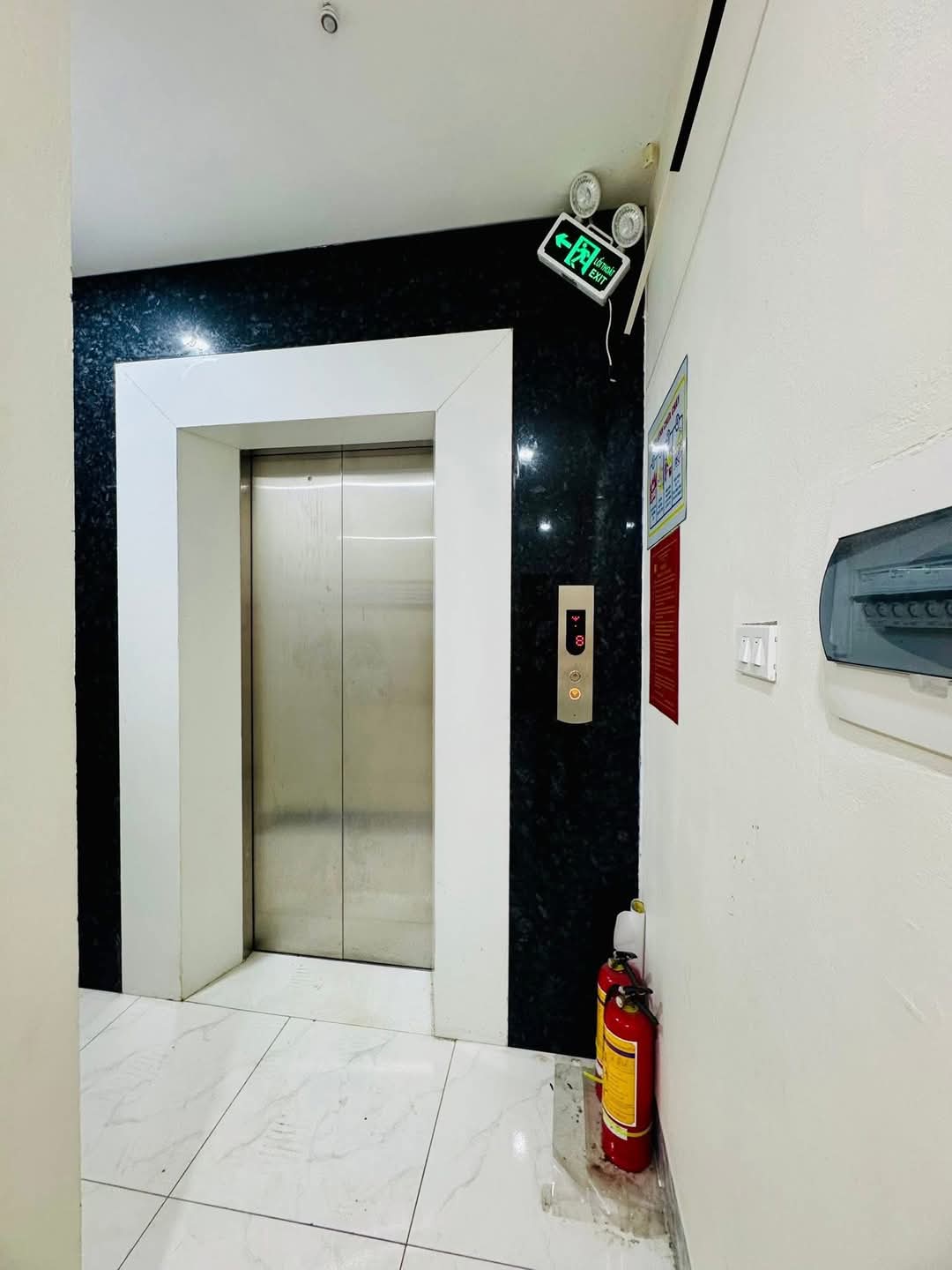 MẶT ĐƯỜNG VĂN PHÚ HÀ ĐÔNG, VỊ TRÍ ĐẸP VỈA HÈ 8 TẦNG KINH DOANH. DT 58M2 GIÁ 29.85 TỶ - Ảnh 1