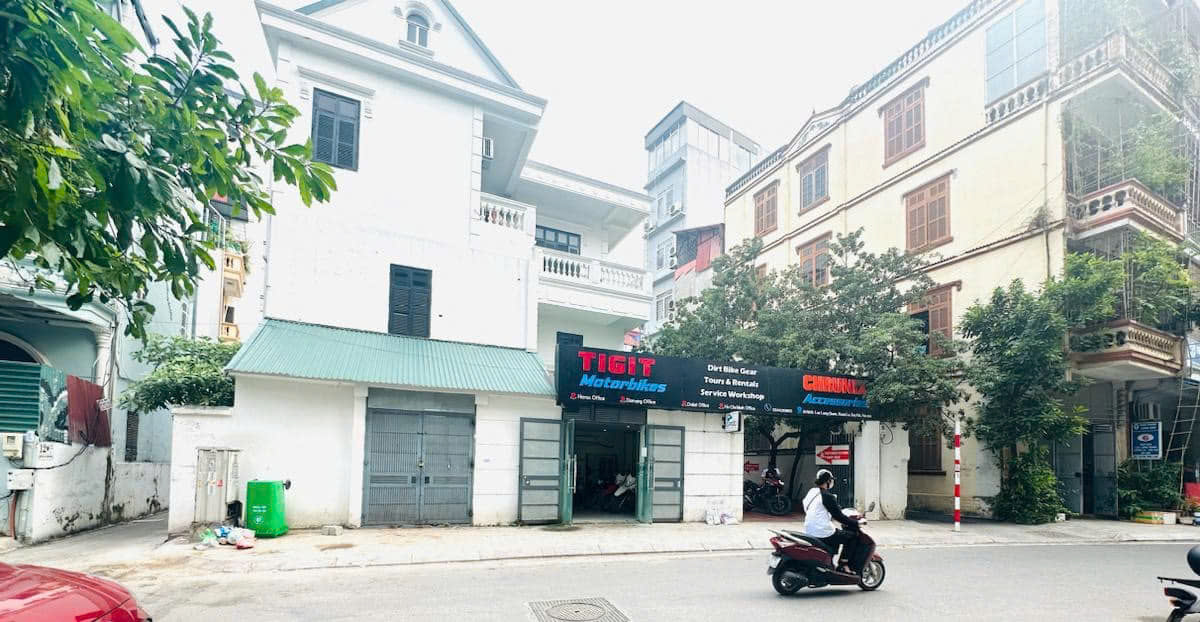 Biệt Thự Sân Vườn Lạc Long Quân, Tây Hồ, 3 Ô Tô Tránh, 432m2 3T MT 17m, Chỉ 185 Tỷ - Ảnh chính