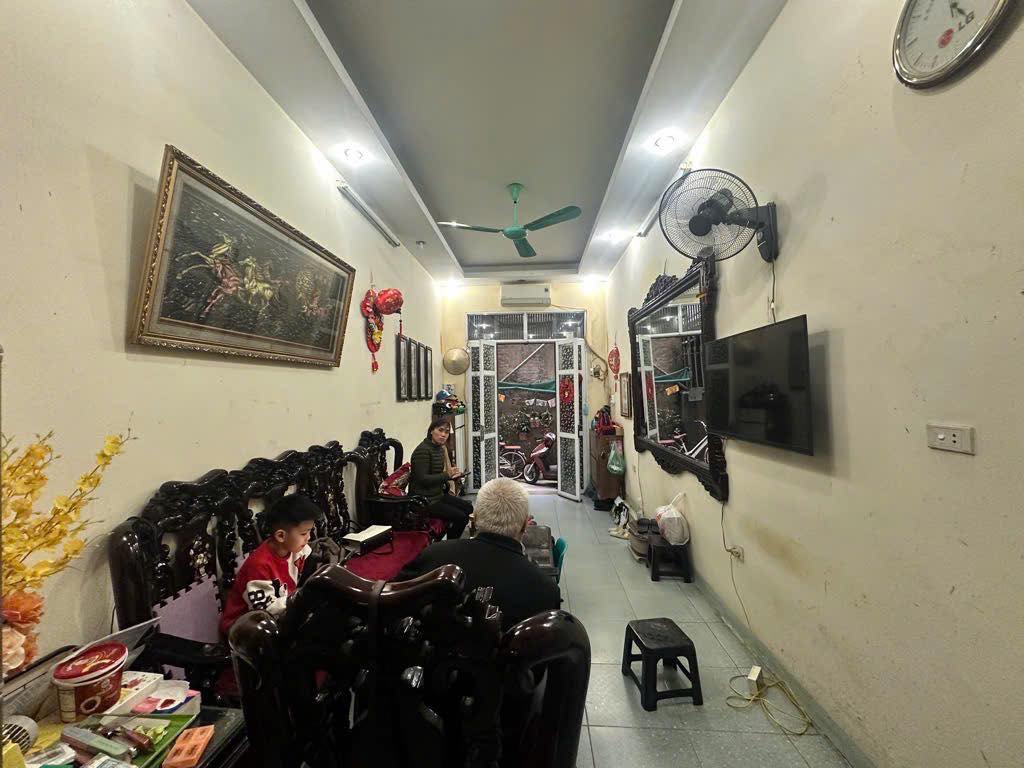 Cực Hiếm Đầu Tư Sinh Lời Phố Trần Khát Trân - Bán Đất Tặng 2 Nhà Xây 4 Tầng, - Ảnh 2