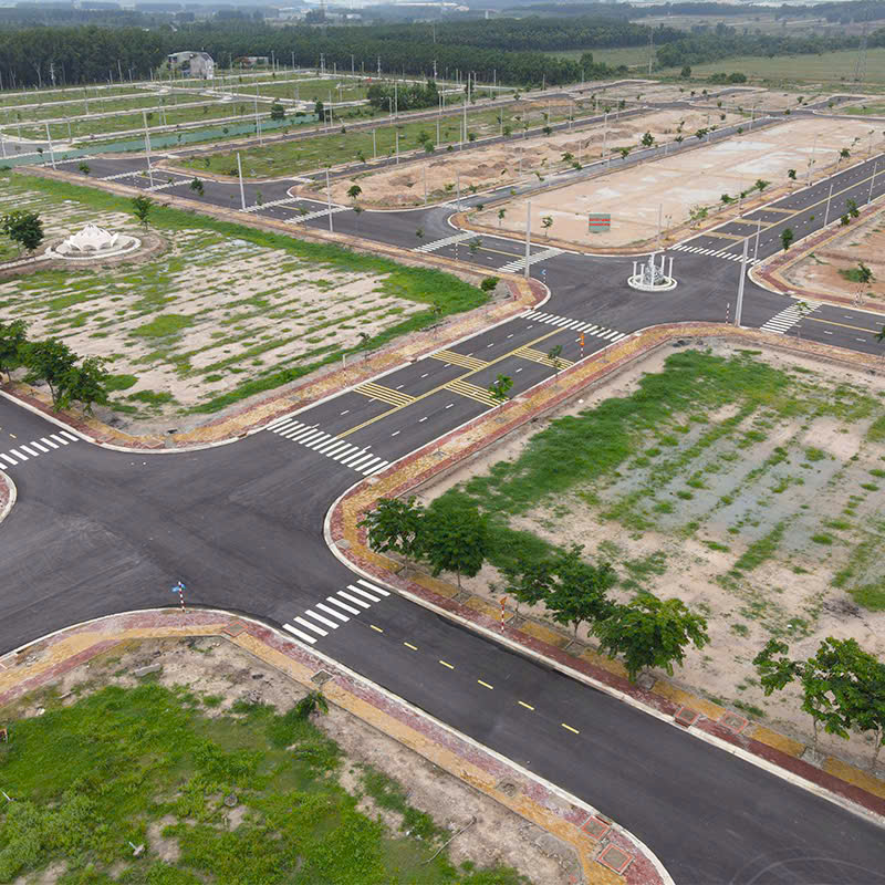 Bán nhanh lô đất gần chợ đêm Bàu Bàng, 70m2, sổ sẵn - Ảnh 1