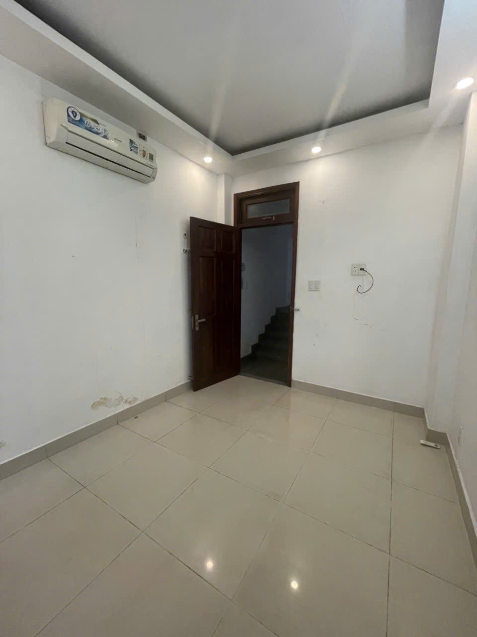 NHÀ ĐẸP - GIÁ TỐT - Cần Bán Nhà Mặt Tiền Kinh Doanh Tại Phường 13,  Tân Bình, Tp Hồ Chí Minh - Ảnh 2