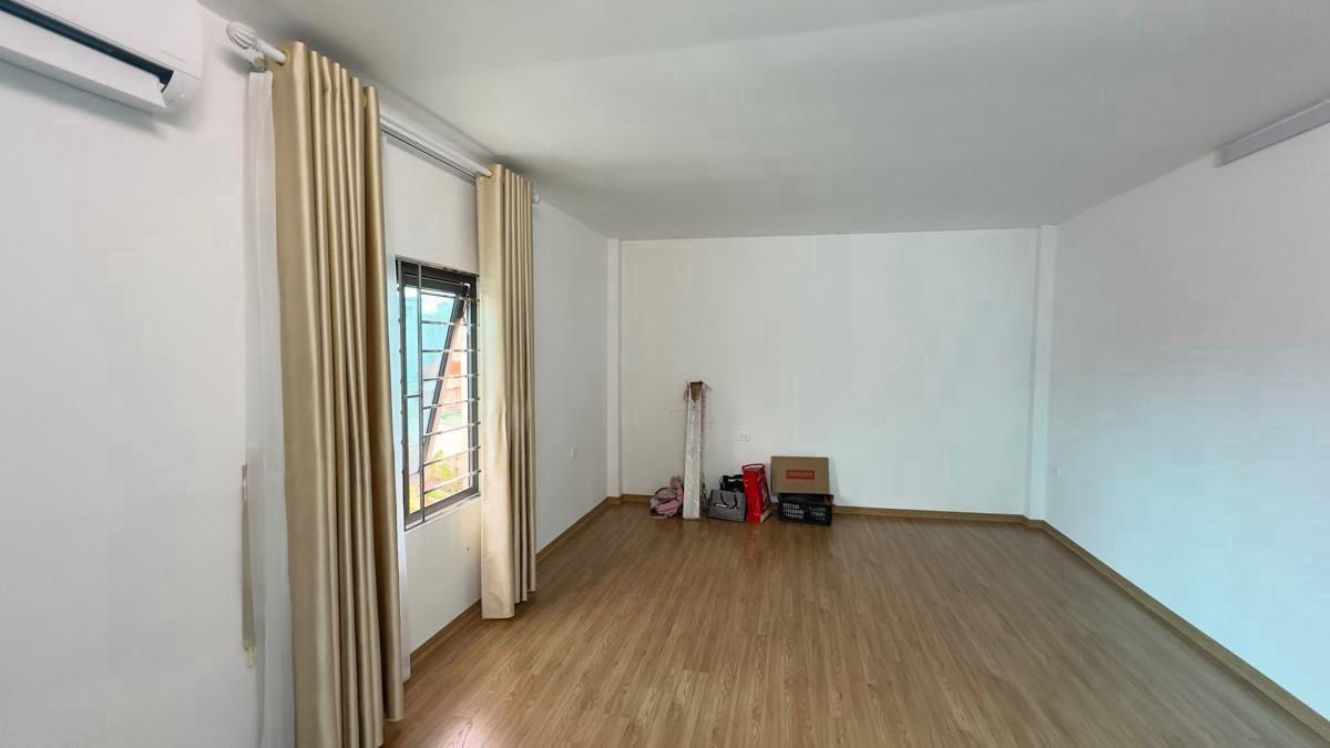 Nhà khu Minh Khai-Hoàng Mai-Lô góc 4 tầng-MT 6M-Ngõ Thông - Ảnh 1