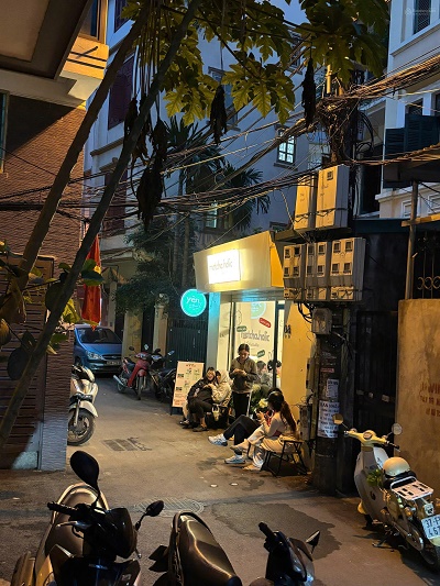cho thuê tầng 1 nhà căn góc mặt ngõ siêu sầm uất phố Xuân Thuỷ, Cầu Giấy - Ảnh 2