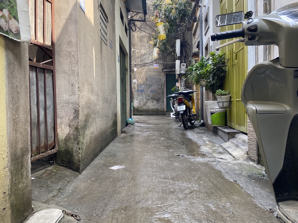 Bán đất tặng nhà c4 Gia Quất 40m x 4m ngõ thông, gần oto chỉ 5 tỷ 3 có thương lượng. LH 0936123469 - Ảnh 1