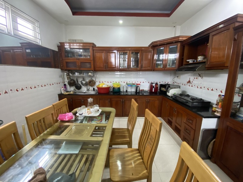 Bán nhà 4 tầng, 60m², 4PN, 3WC, Q.9, 7.8 tỷ, sổ hồng - Ảnh 2