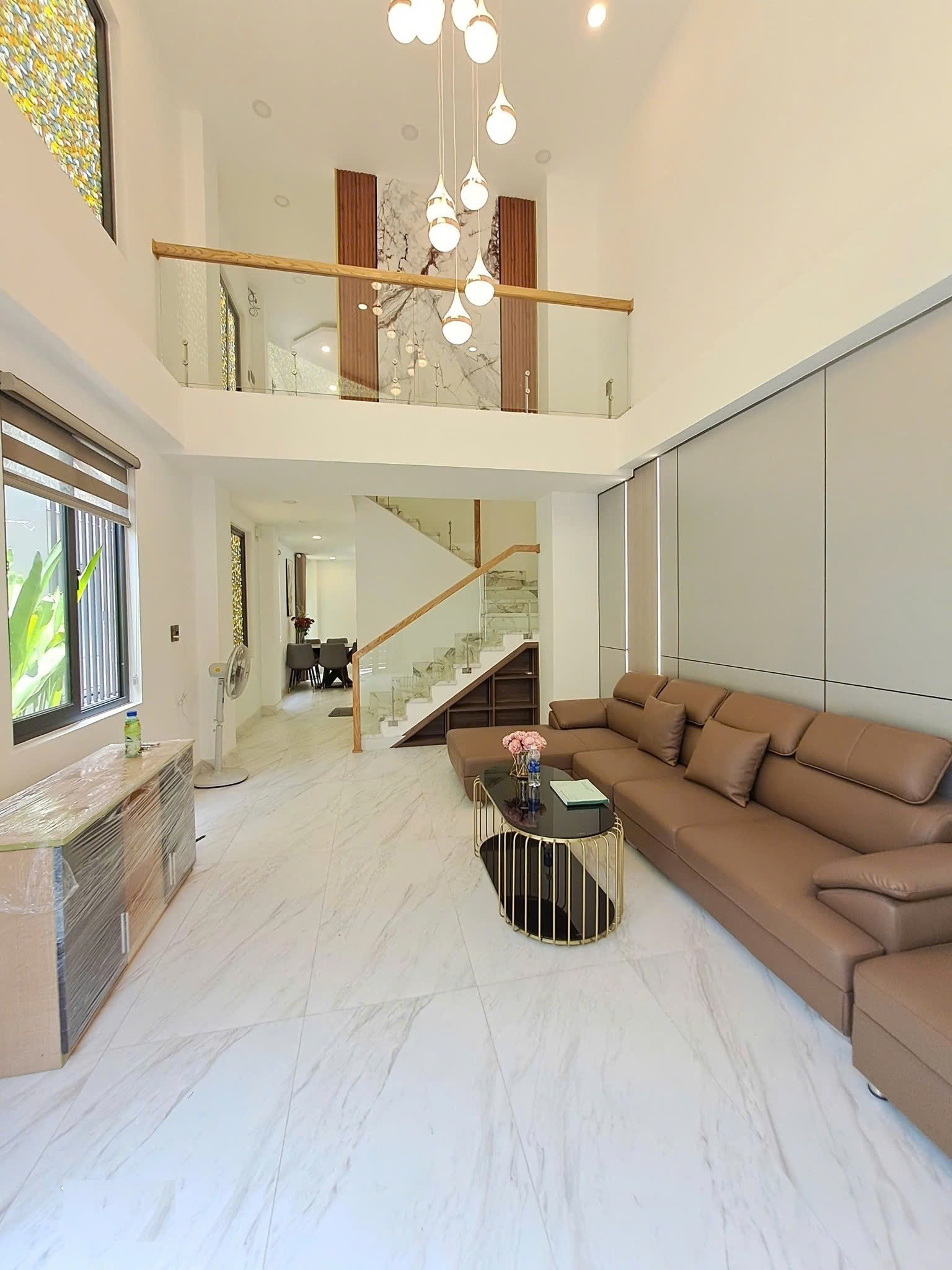 Bán nhà HXH 8m Hồng Lạc - gần Lạc Long Quân, 5x13.5m, 5 Tầng - 7PN, chào 9.5 tỷ - Ảnh chính