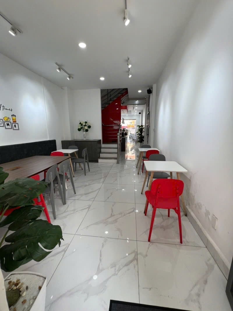 Bán nhà Măt tiền Trần Hưng Đạo - gần Hải Thượng Lãn Ông, Q5, 4x16m, 5T, còn 26.9 tỷ. - Ảnh chính