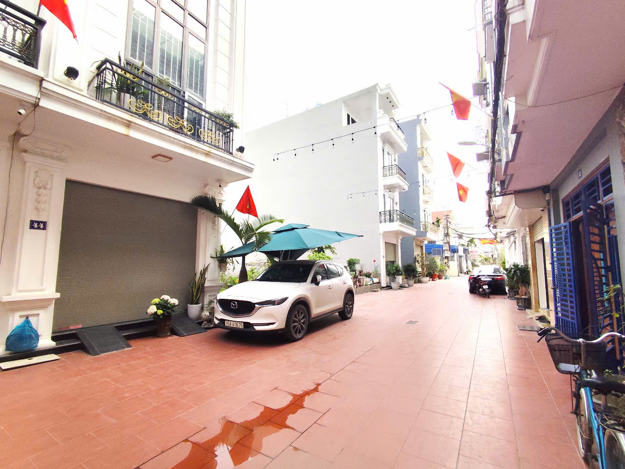 Bán đất ngõ 739 Nguyễn Văn Linh, 70m, ngõ 8m, Giá 3.85 tỉ, hướng Đông Nam - Ảnh 1