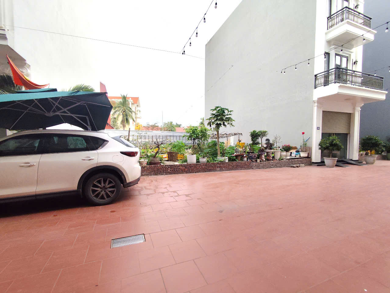 Bán đất ngõ 739 Nguyễn Văn Linh, 70m, ngõ 8m, Giá 3.85 tỉ, hướng Đông Nam - Ảnh chính
