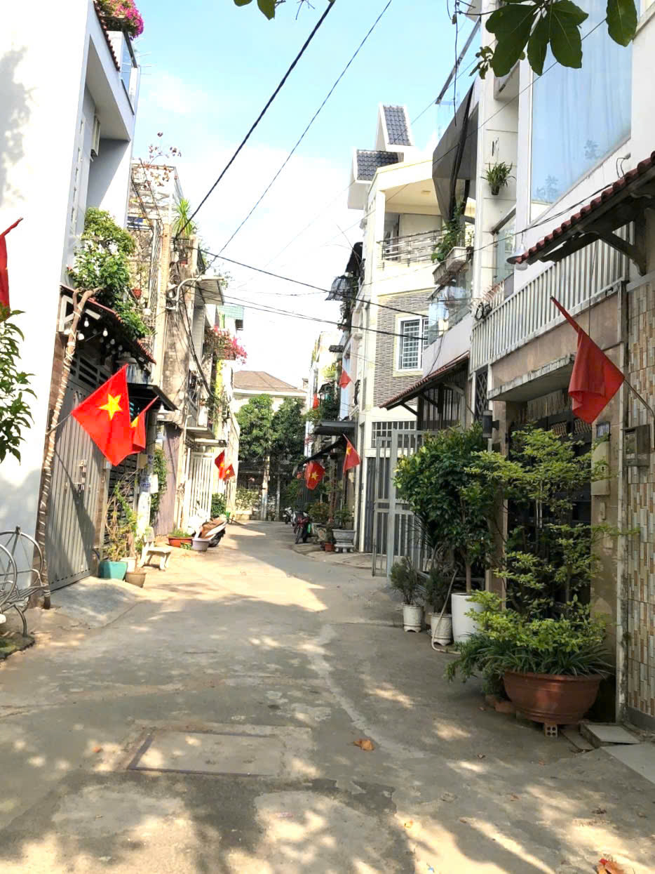 BÁN ĐẤT THỔ CƯ NGAY TRUNG TÂM QUẬN 9 - GIÁ 3.3 TỶ, SỔ HỒNG CHÍNH CHỦ<br>CƠ HỘI ĐẦU TƯ: ĐẤT Ở QUẬN 9 - - Ảnh 1