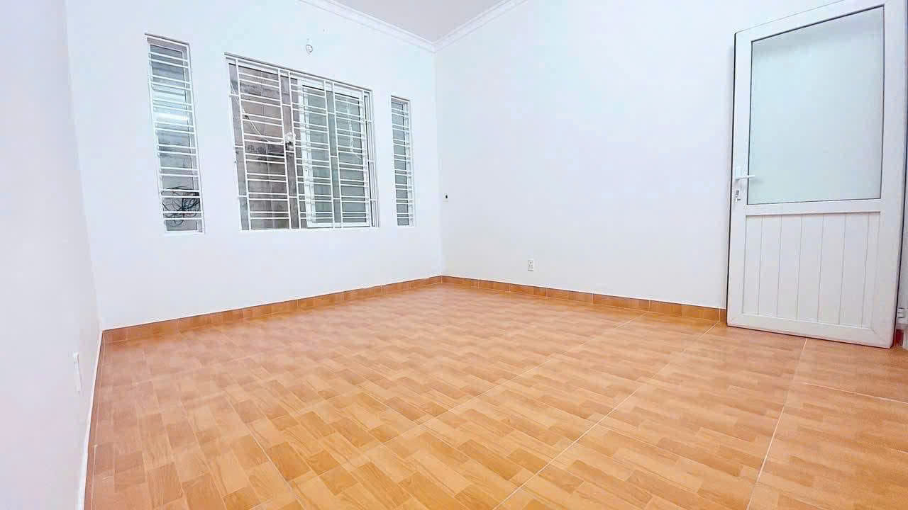 Bán nhà Khúc Thừa Dụ - 37m 3 tầng, Giá 2.3 tỉ gần ngay Chợ VĨnh Niệm - Ảnh 2