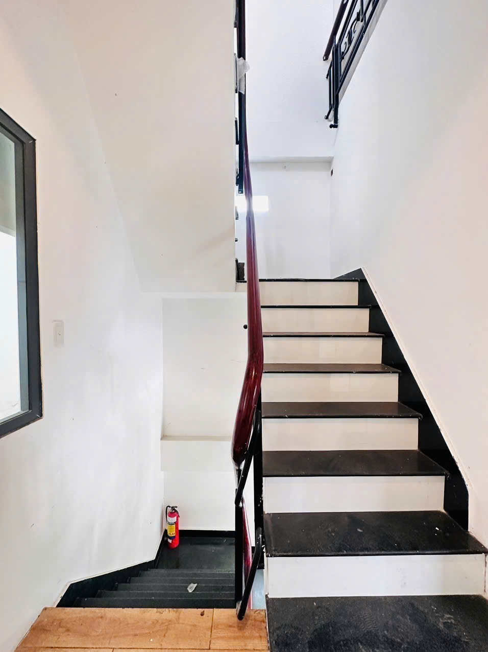 Siêu Phẩm Mặt tiền Kinh Doanh Gò Dầu Tân Phú 60m2,4 Tầng Nhỉnh 9 tỷ - Ảnh 3