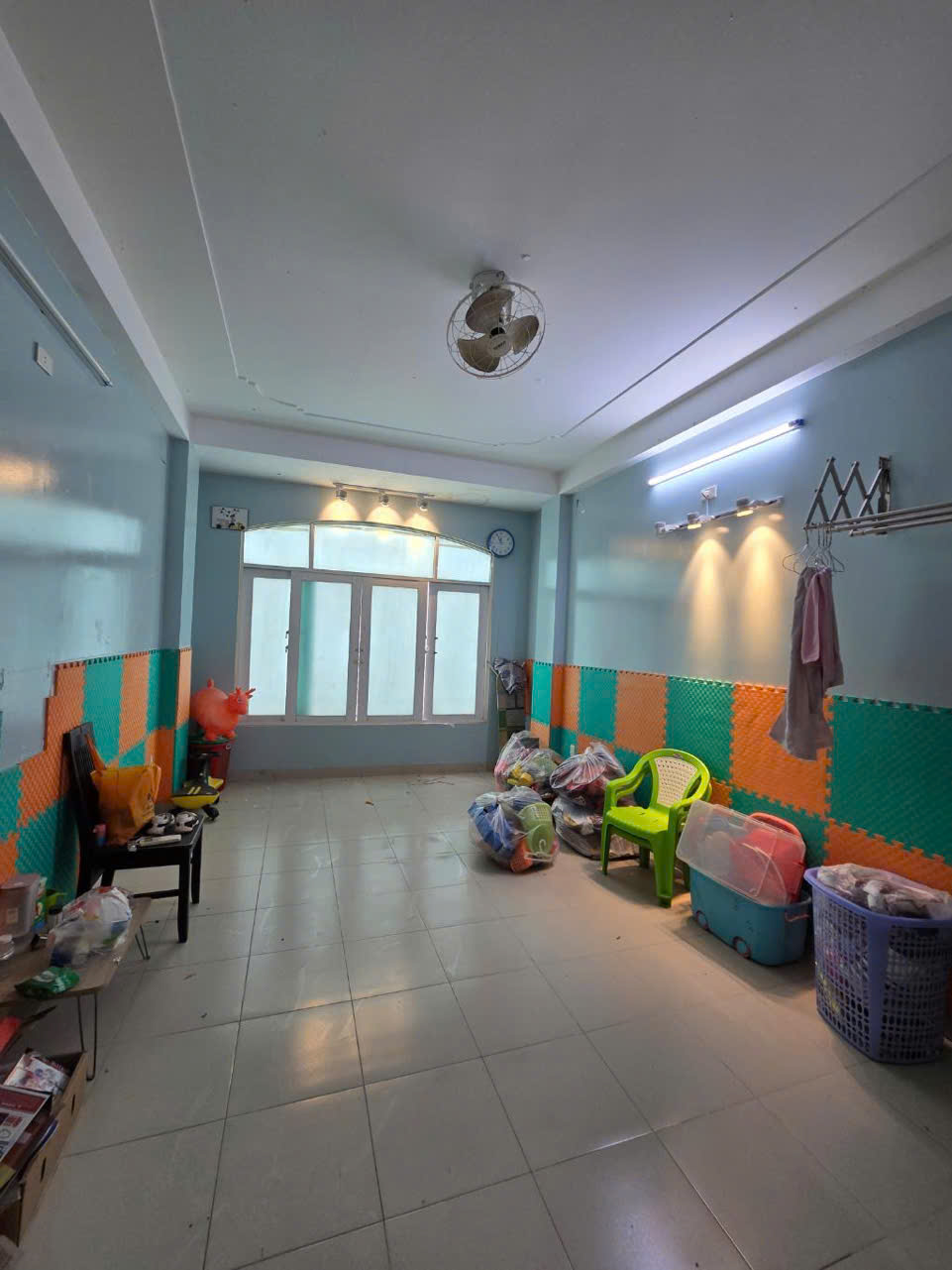 Bán nhà quận 10, đường Thành Thái, hẻm 3.5m, 54m2, 9.9 tỷ, 6 tầng - Ảnh chính
