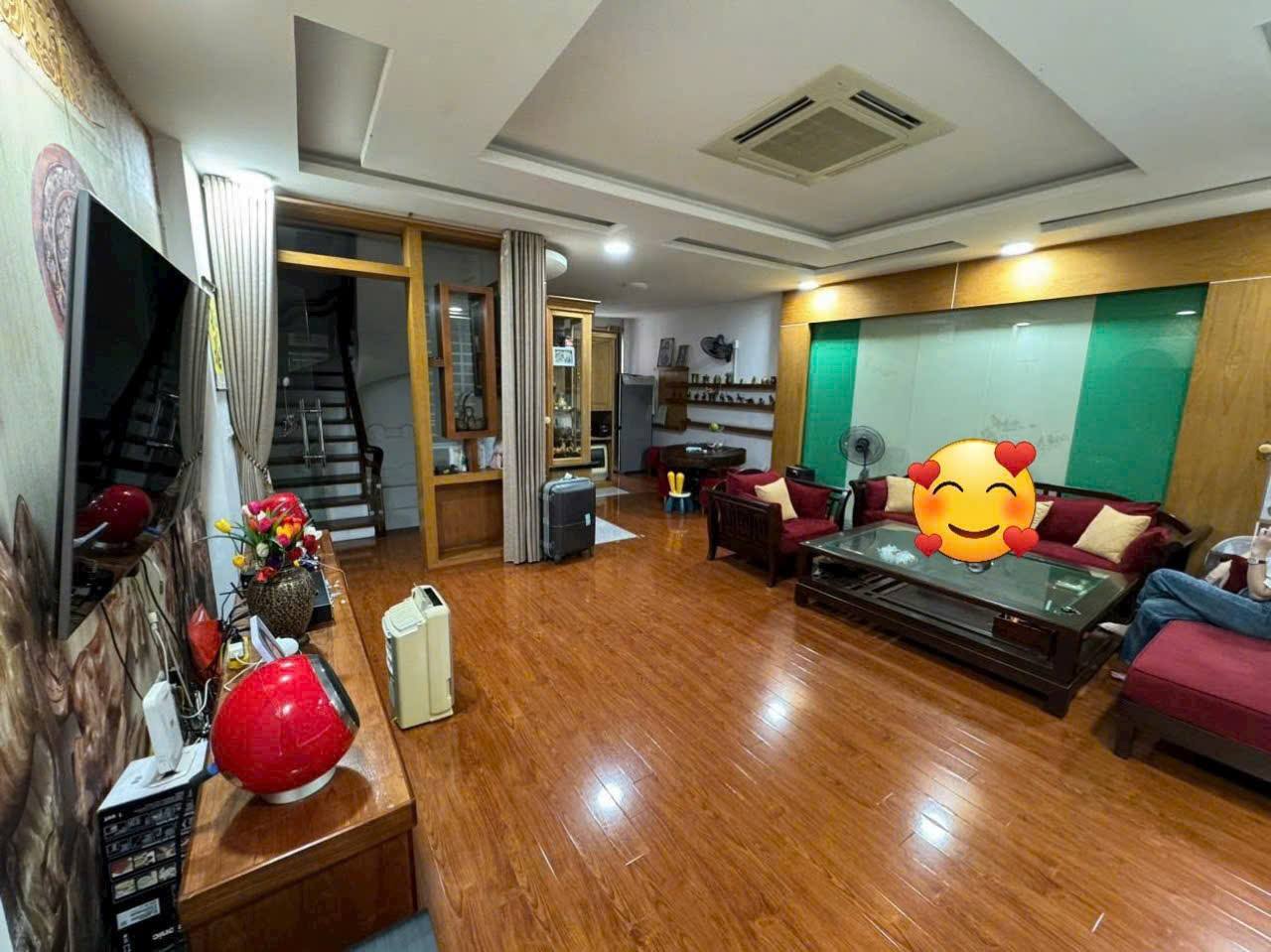 HÀNG SIÊU HIẾM - GARA 2 Ô TÔ - MẶT TIỀN ĐẸP - TRUNG TÂM THÁI HÀ - Ảnh 1