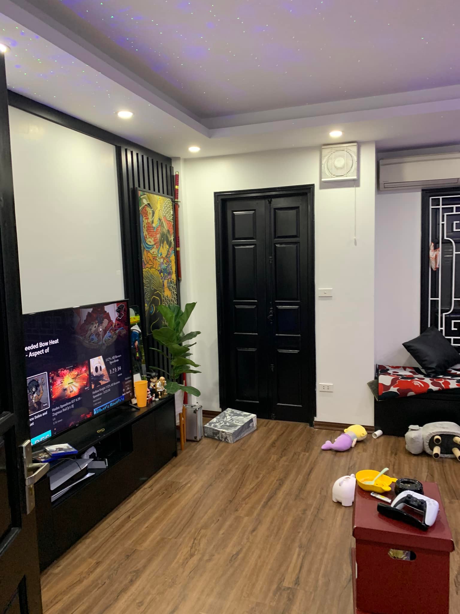Bán nhà ngõ Nguyên Hồng, giá 11.3 tỷ, 43m2x4T, 2 thoáng, giếng trời - Ảnh chính