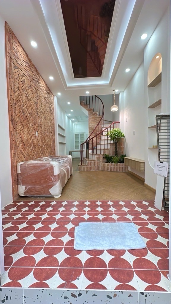 BÁN NHÀ ĐẸP CÓ THIẾT KẾ RIÊNG- HẺM TRƯỚC NHÀ 3M- CÁCH HẺM XE HƠI 30M- Đ. KHÁNH HỘI. - Ảnh chính