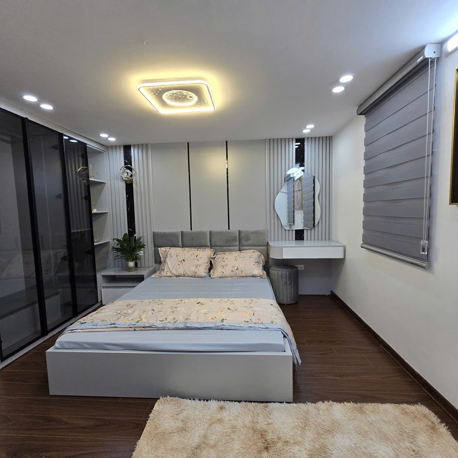 BÁN NHÀ HỒNG HÀ - HOÀN KIẾM – 7 TẦNG THANG MÁY – CCMN DÒNG TIỀN KHỦNG – 12.6 TỶ lh 0975124520 - Ảnh chính