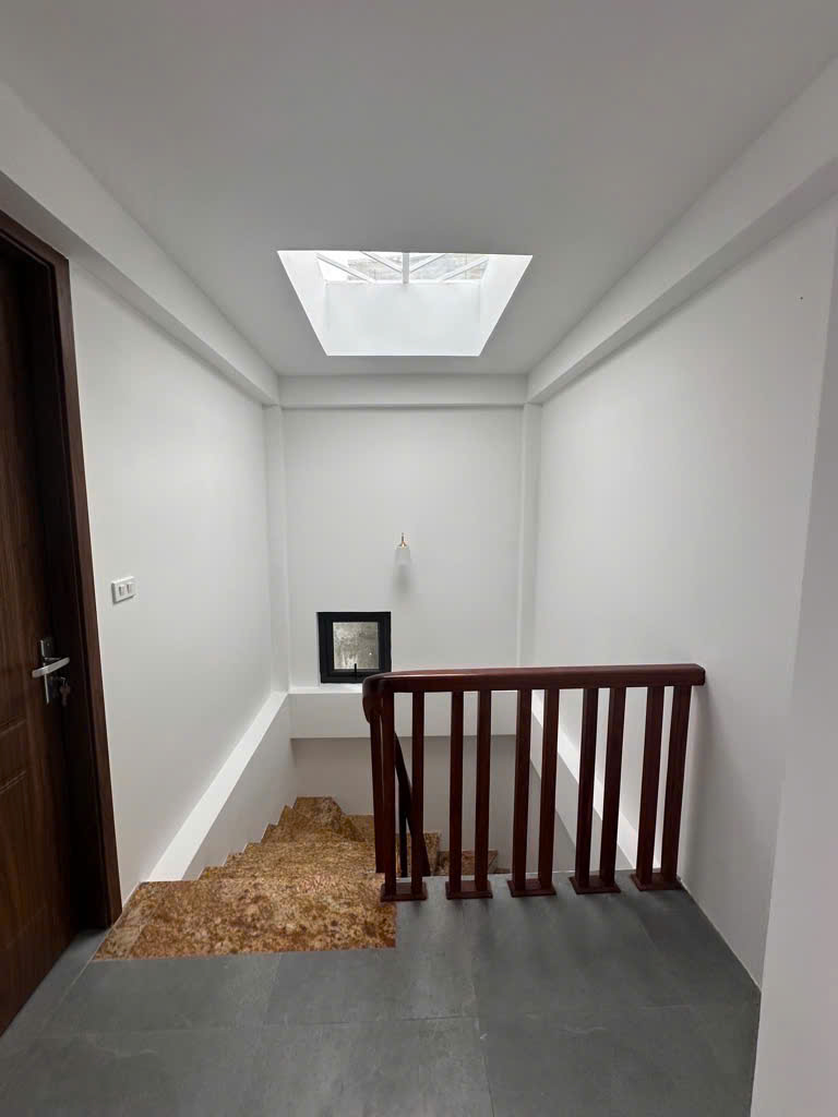 Giá yêu quá! <br>Nhà đẹp TÂY SƠN – THỊNH QUANG, 63m, 3 mặt thoáng, ô tô đỗ cửa, full nội thất, giá - Ảnh 4