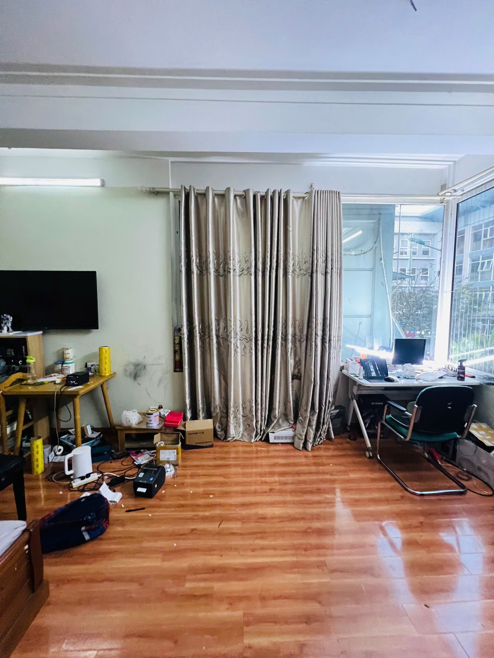 Bán Nhà Hoàng Quốc Việt. Cầu Giấy. DT 54m2. MT 5,8m. 5 Tầng. Giá 10,76 Tỷ. - Ảnh chính
