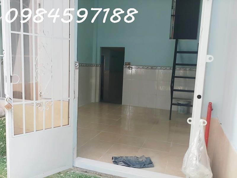 Giảm 200 tr giá chào mới 2,65 tỷ Bán gấp căn nhà Ngay Chợ Cầu giáp Gò Vấp sổ riêng 30m2 hẻm xe hơi - Ảnh chính