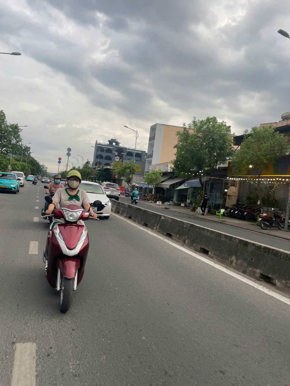 Bán nhà mặt tiền 14,4x25m giá 54 tỷ Đường Phan Văn Hớn - Ảnh 1