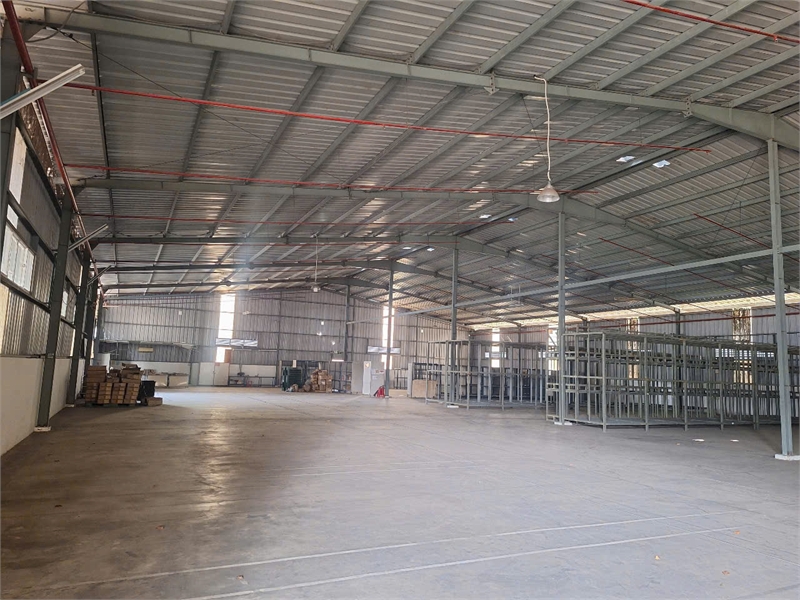 nhà xưởng sản xuất thu hút đầu tư đa dạng ngành nghề. các loại giấy phép đầy đủ. - Ảnh 1