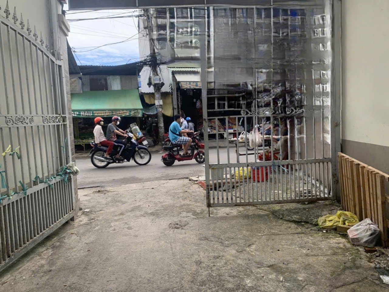 BÁN NỀN ĐẤT HƠN 1.000M² - 2MT TÔ NGỌC VÂN, THẠNH XUÂN, Q12 GIÁ NHỈNH 35₫ - Ảnh 3