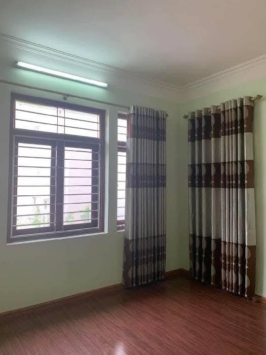 Giá rẻ nhất Long Biên, bán căn biệt thự cũ 240m2 phố Vip Hoàng Như Tiếp, cạnh BV Tâm Anh, 23.x tỷ. - Ảnh 2