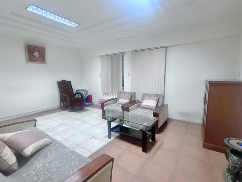 Bán nhà HXH Mê Linh ngay Nguyễn Hữu Cảnh, giáp Quận 1, 5.5x17.5m, 3T - 5PN, 19.9 tỷ - Ảnh 3