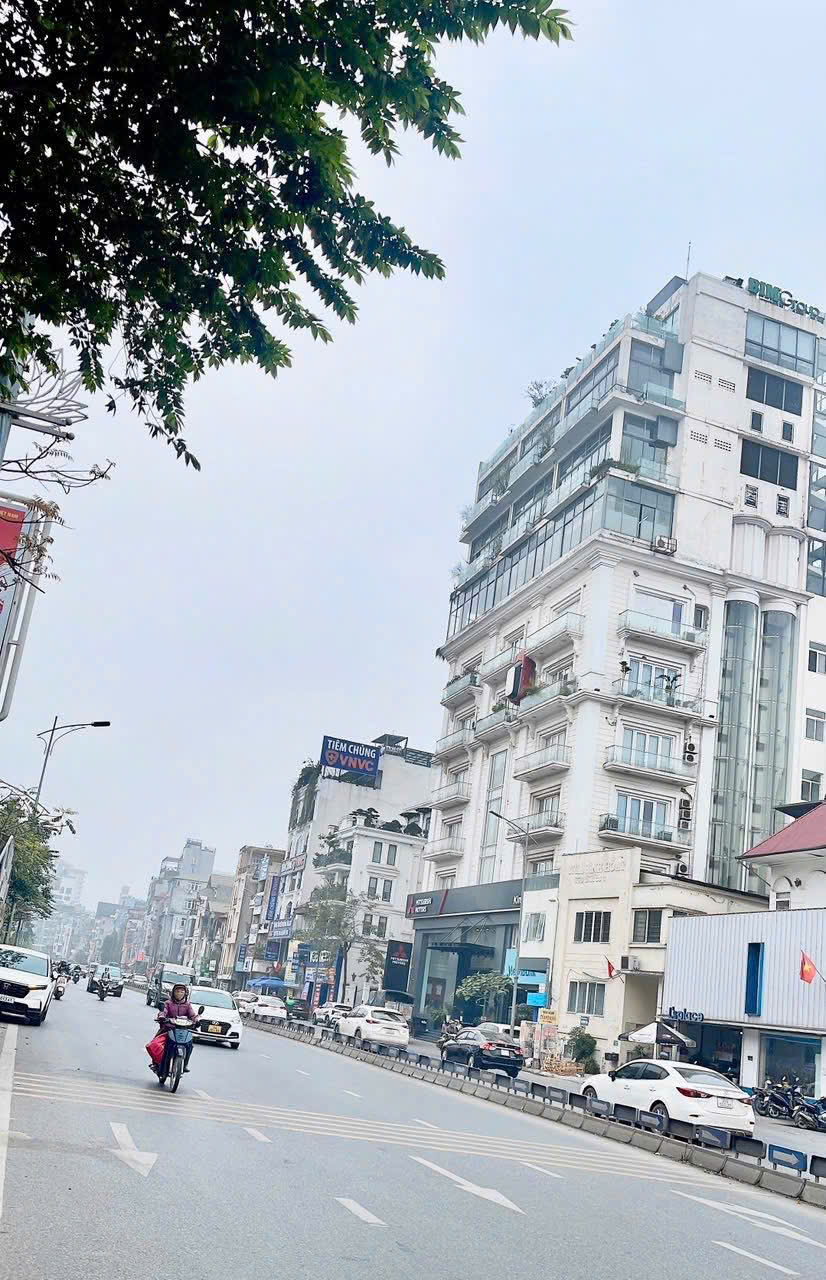 Hạ sốc 3 tỷ, nhà Hoàng Như Tiếp, 62m, siêu đẹp, ngõ thông, hơn 10 tỷ. - Ảnh 2