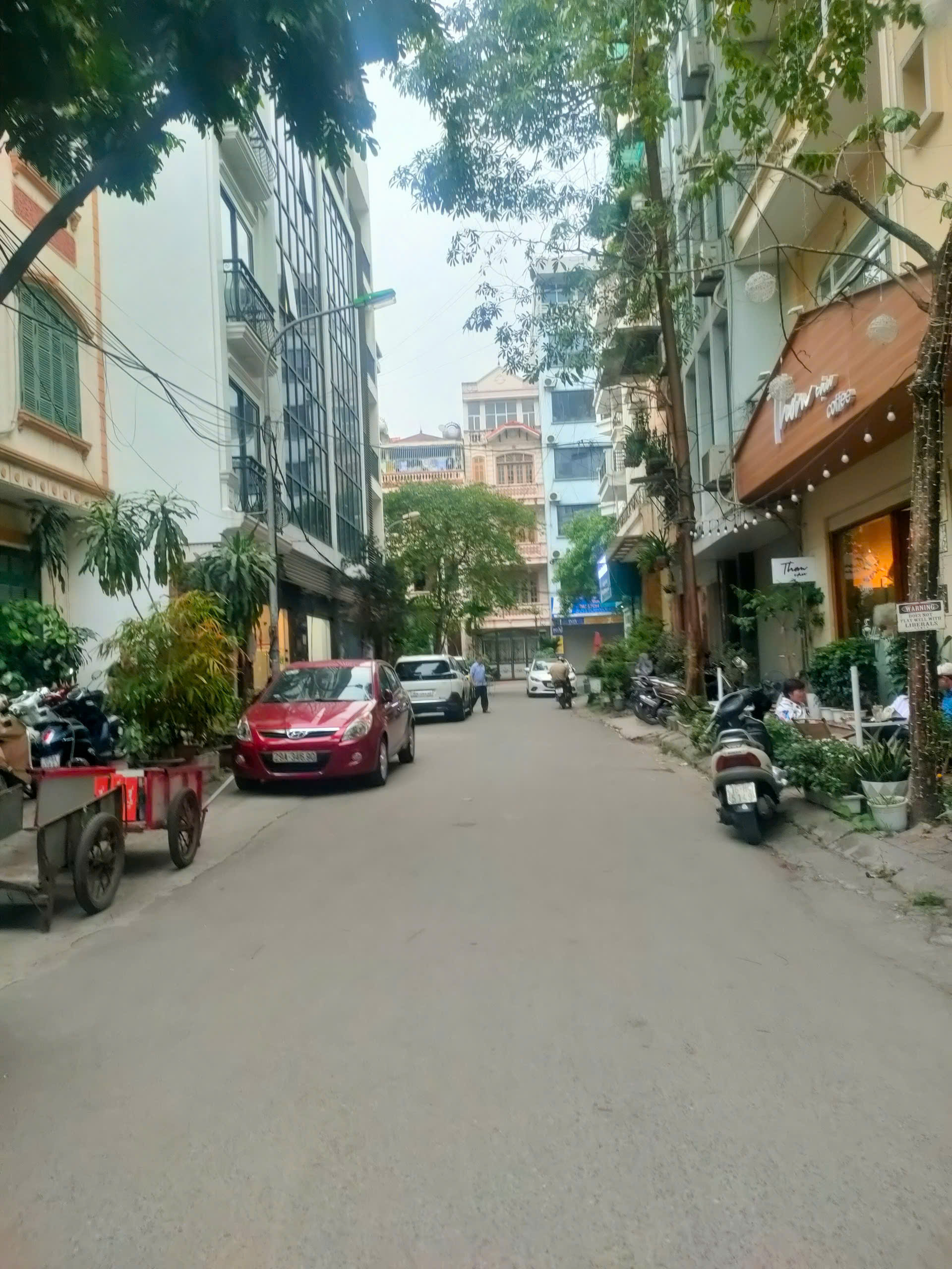 PHÂN LÔ HOÀNG QUỐC VIỆT, VỈA HÈ, ÔTÔ TRÁNH,  NHÀ 2 MẶT TIỀN KINH DOANH, 70M2 GIÁ 24 TỶ - Ảnh 4