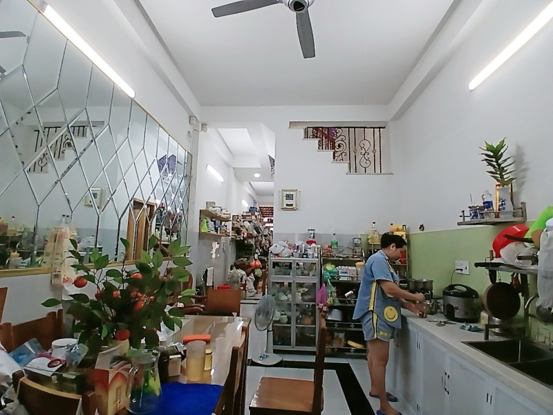 Bán nhà 70m2, 3 tầng, 5PN, 4WC, Q.9, 6.6 tỷ, sổ hồng - Ảnh 2