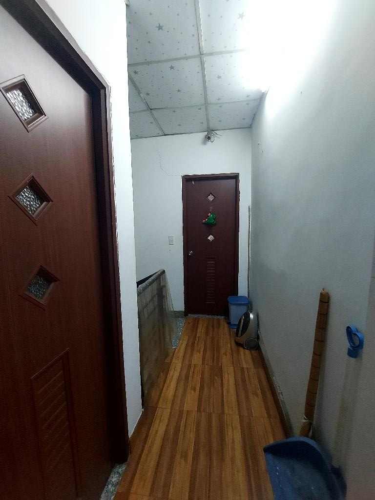 NHÀ NHỎ ĐẦY ĐỦ CÔNG NĂNG - SÁT MẶT TIỀN- RỘNG 56M2 NGANG 4.2M - TÔ KÝ Q.12 - CHỈ 3.65 TỶ  0938803675 - Ảnh 3