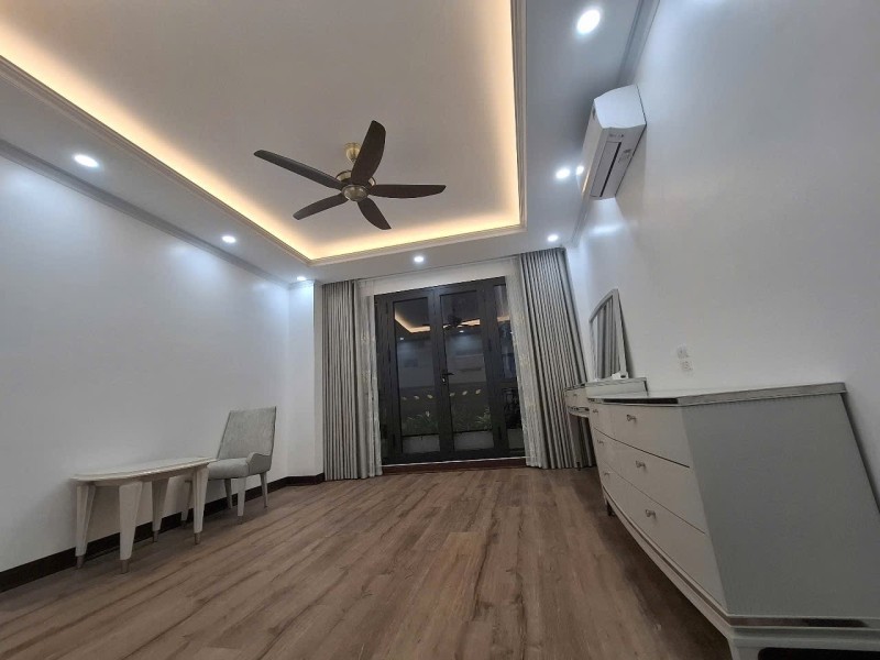 BÁN NHÀ CẦU GIẤY – NGÕ BA GÁC TRÁNH, VÀI NHÀ RA PHỐ - 40m2, 9.2 TỶ - Ảnh 1