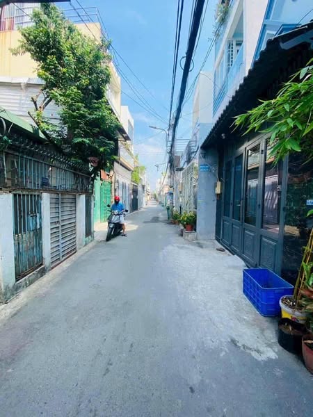 🔥🔥HÀNG HIẾM TÂN CHÁNH HIỆP – NHÀ 2 TẦNG  – HẺM NHỰA Ô TÔ – GẦN ĐH GTVT – CHỈ 3.2 TỶ - Ảnh chính