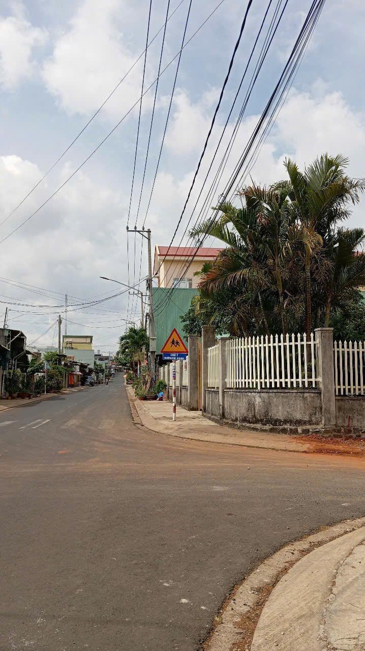 ĐẤT ĐẸP - GIÁ TỐT - Cần Bán LÔ GÓC Chính Chủ 3 Mặt Tiền Đường Bùi Dự - Ảnh 4